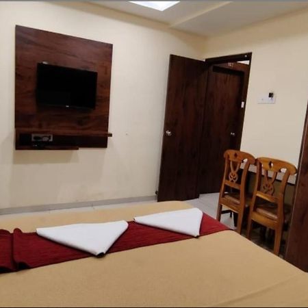 Hotel Samaira Residency,Dombivali Dive Екстер'єр фото