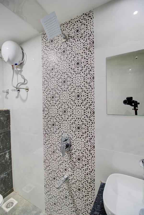 Hotel Samaira Residency,Dombivali Dive Екстер'єр фото